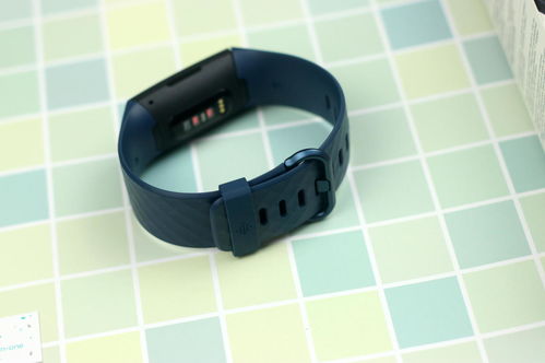 内置gps,健康运动更轻松 fitbit charge4智能手环体验